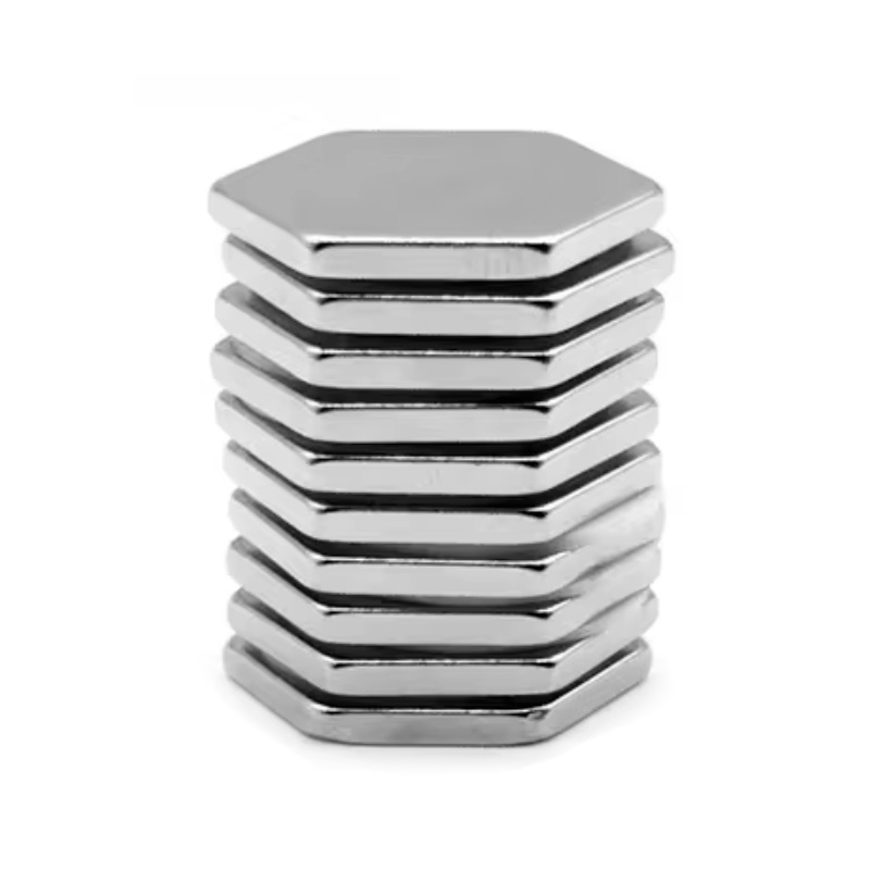 Pilas de imanes hexagonales brillantes
